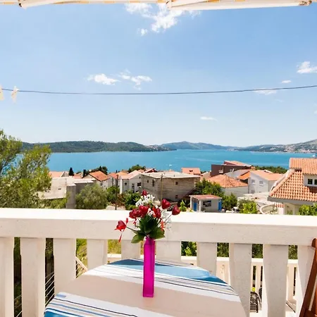 Stil - One Bedroom With Balcony And Sea View 104 Luxsor Trogir