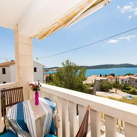 Apartmán Stil - One Bedroom With Balcony And Sea View 104 Luxsor