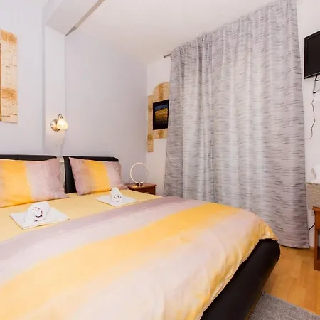 Stil - One Bedroom With Balcony And Sea View 104 Luxsor Apartmán