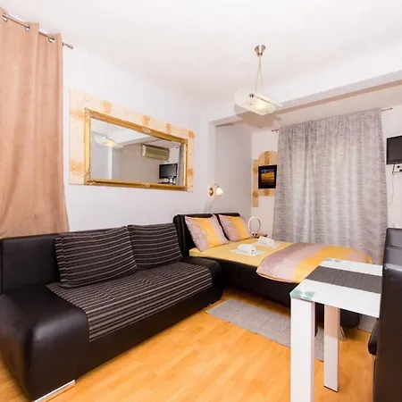Apartmán Stil - One Bedroom With Balcony And Sea View 104 Luxsor