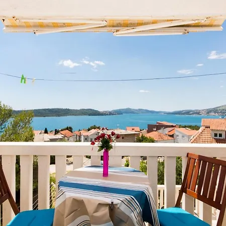 Stil - One Bedroom With Balcony And Sea View 104 Luxsor Apartmán *